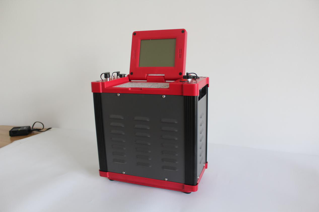 固定污染源的有組織排放，主要是指煙道、煙囪及排氣筒等排放的有害物質(zhì)，其中鍋爐是大氣固定污染源的主要排放裝置之一；隨著人類生產(chǎn)的發(fā)展，生活的繁榮尤其是現(xiàn)代工業(yè)、農(nóng)業(yè)以及能源的發(fā)展，大氣固定污染源排放的污染物給環(huán)境造成的危害已日趨明顯。污染物的種類主要有：煙塵、二氧化碳、二氧化硫、一氧化碳、氮氧化物、硫化氫、氯氣、氯化氫、鹽酸霧、硫酸霧、鉻酸霧、氟化物以及重金屬等。 依據(jù)國標(biāo)GB/T 16157-1996檢測，排放污染物中的煙塵、氯氣、氯化氫、鹽酸霧、硫酸霧、鉻酸霧、氟化物以及重金屬等使用JCY-80E(S)進(jìn)行采樣，樣品帶回實(shí)驗(yàn)室進(jìn)行分析；二氧化碳、二氧化硫、一氧化碳、氮氧化物、硫化氫等可以使用JCY-2進(jìn)行采樣也可以使用JCY-80E(S)或者JCY-80B進(jìn)行現(xiàn)場直測，當(dāng)場測出濃度；所有過程嚴(yán)格按照標(biāo)準(zhǔn)執(zhí)行，保證數(shù)據(jù)準(zhǔn)確度。 以下為我公司部分檢測公司合作伙伴：